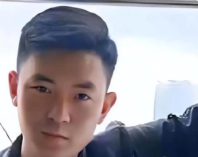 妈近况曝光！摆摊卖甜品想踏出重生第一步麻将胡了模拟器试玩“重庆姐弟坠亡案”妈(图8)